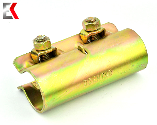 Coupleurs à manches pressées