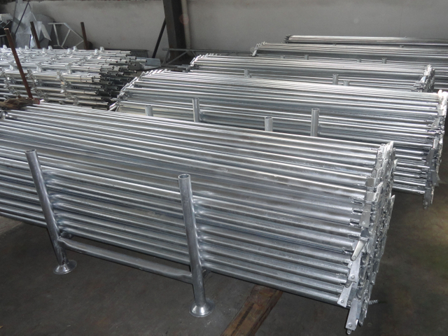 grand livre d'&eacute;chafaudage de Kwikstage