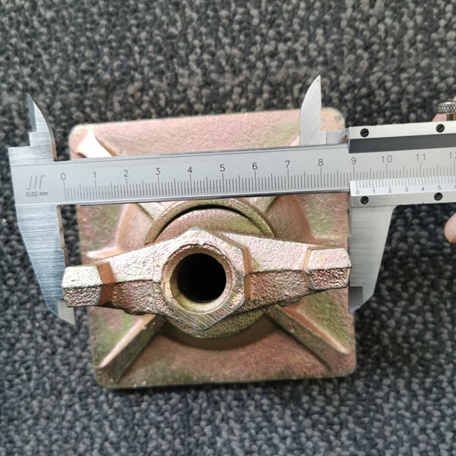 &Eacute;crou papillon 1-04