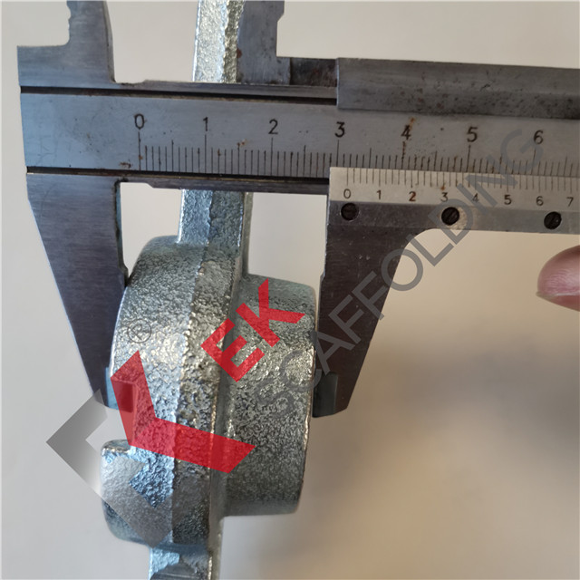 Ek Jack &eacute;crou 34 06