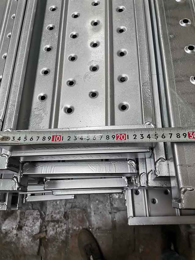 Planche m&eacute;tallique 07