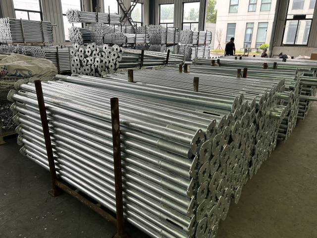 Accessoires métalliques