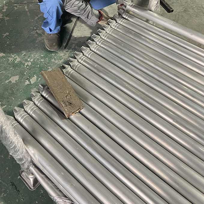 17D303BF-576F-41C7-B39E-4A6120B7C1AAA