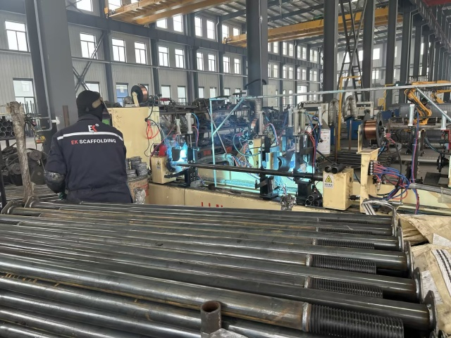 soudage d"accessoires en acier