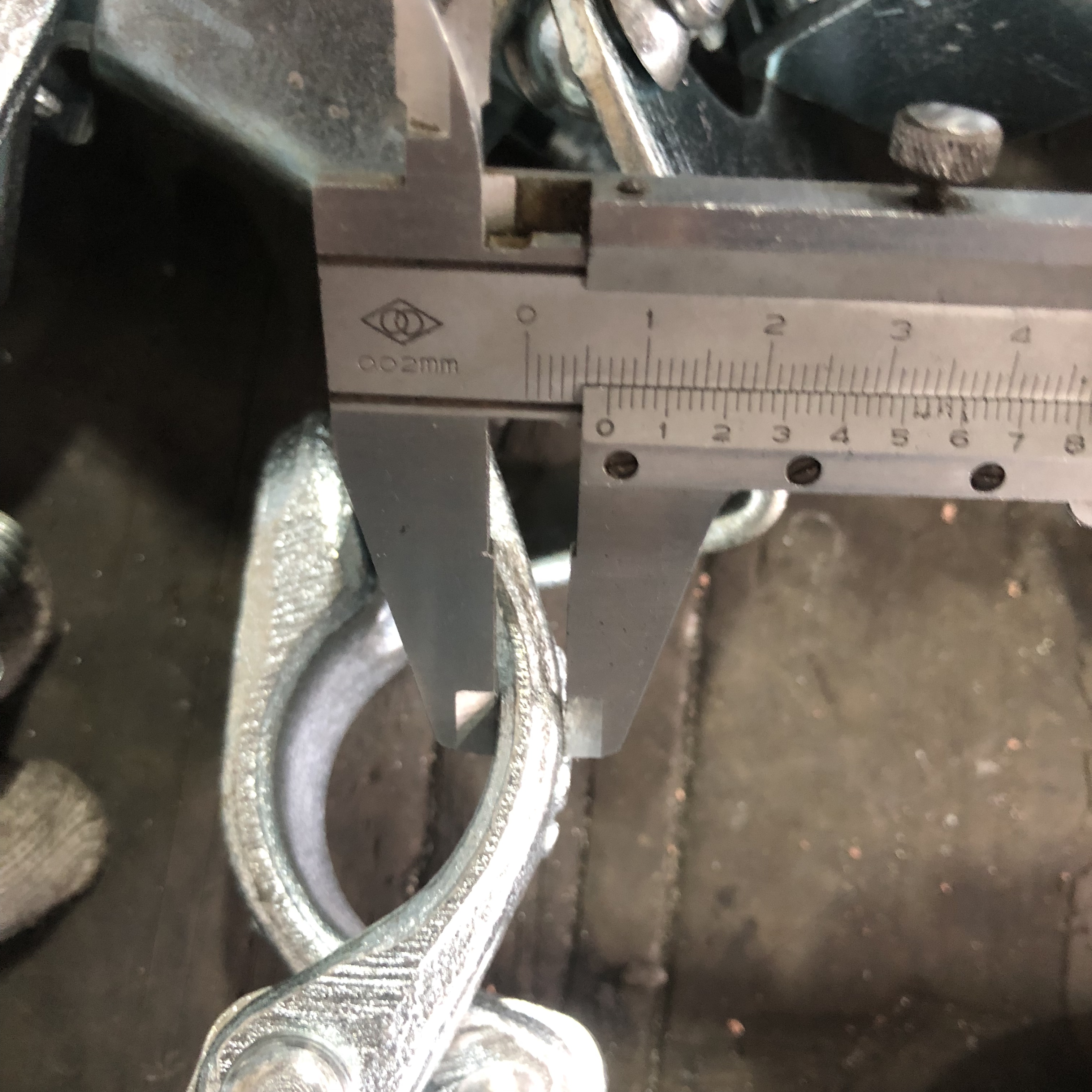 Coupleur de conservation de la carte forg&eacute;e de d&eacute;p&ocirc;t