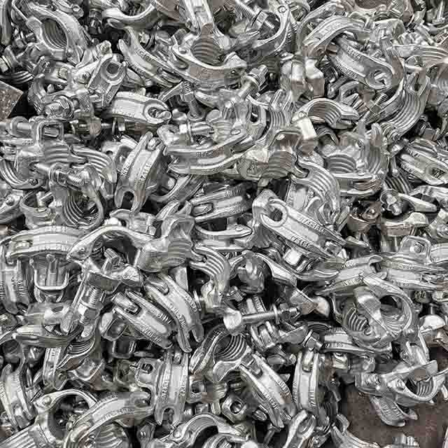 Coupleur d'accessoires d'échafaudage