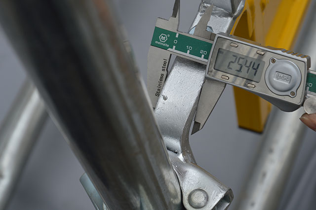 &Eacute;chelle de ressort Acc&egrave;s &agrave; l'&eacute;chafaudage op&eacute;r&eacute; Gate de s&eacute;curit&eacute;