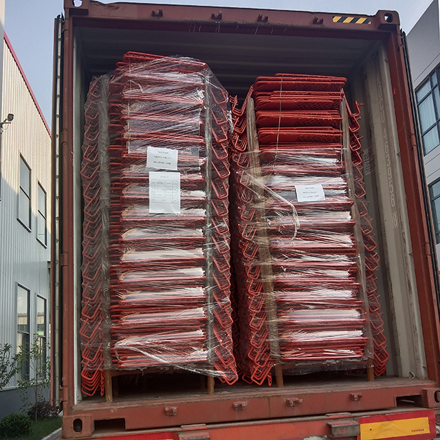 trappe d'&eacute;chafaudage