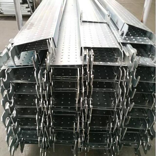 Standard en acier galvnis&eacute; pour l'&eacute;chafaudage Ringlock4 Galvnized Steel Standard pour l'&eacute;chafaudage Ringlock5 