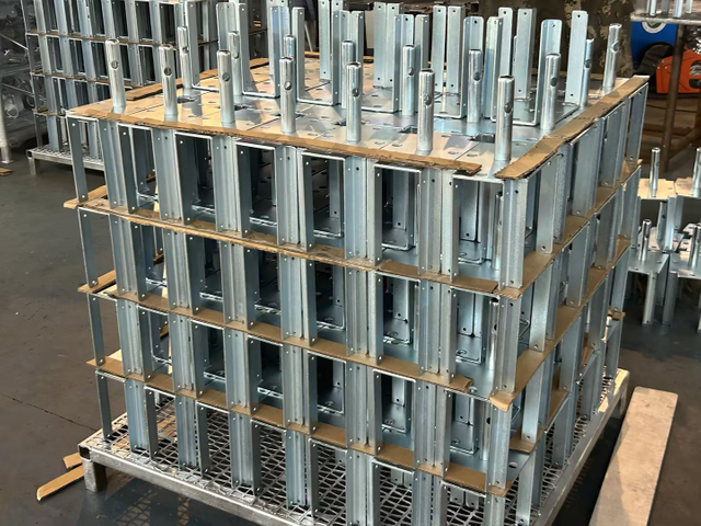 T&ecirc;te de fourche d'&eacute;chafaudage