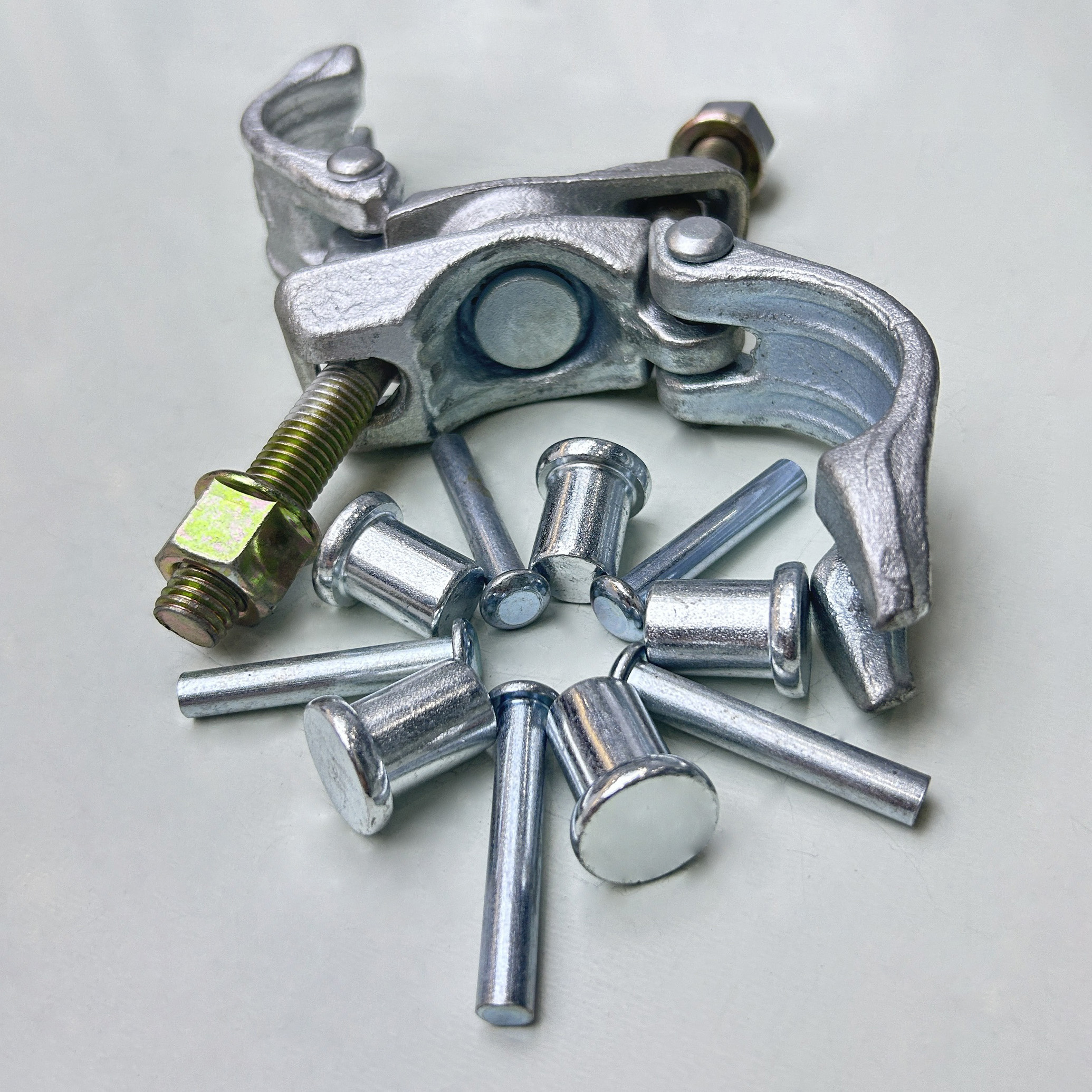 Rivet de coupleur d'échafaudage allemand