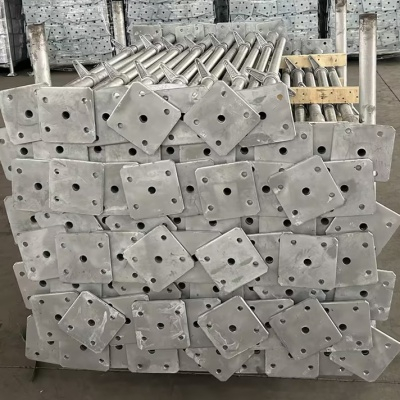 v&eacute;rins de mise &agrave; niveau d"&eacute;chafaudage creux