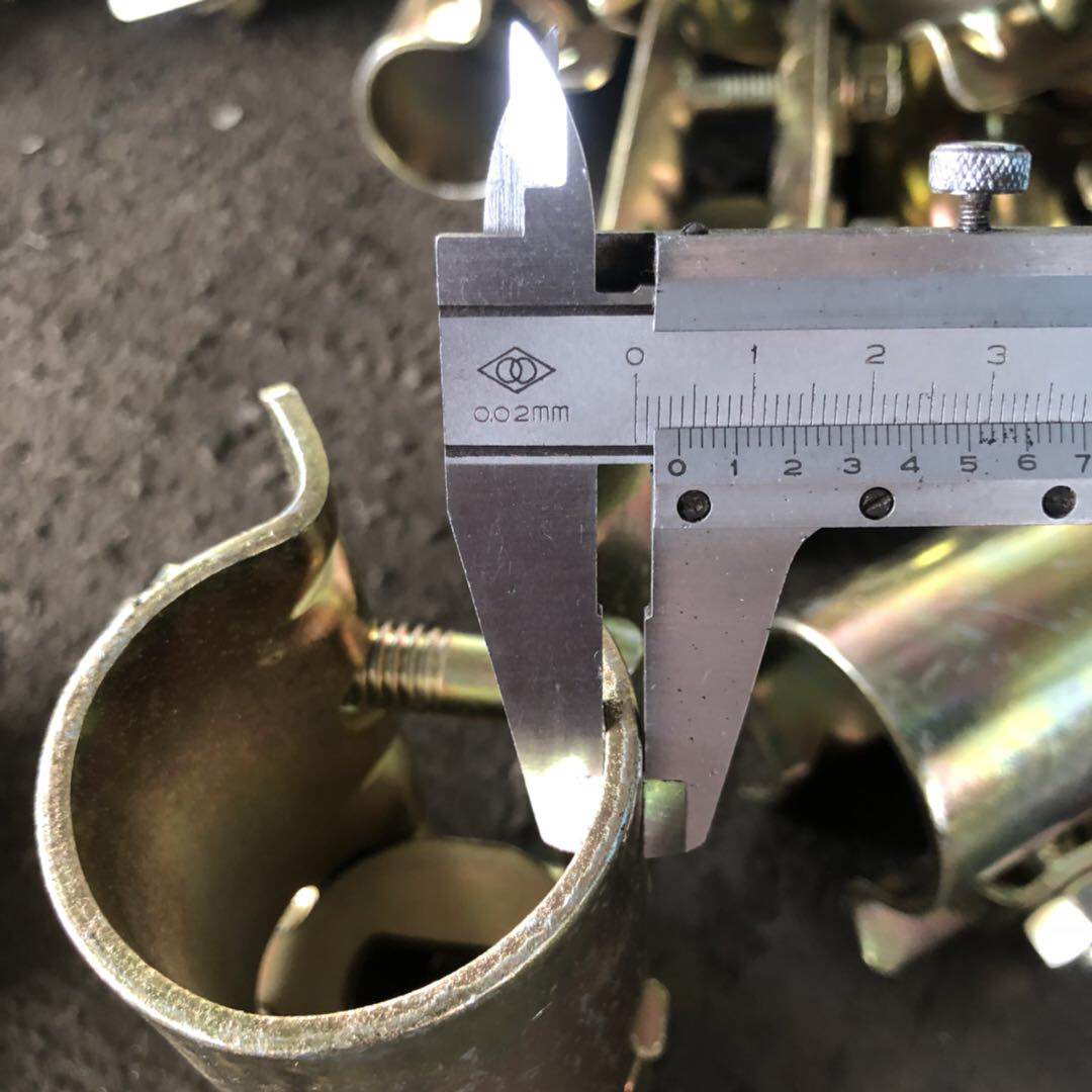 Coupleur &agrave; manches press&eacute;es