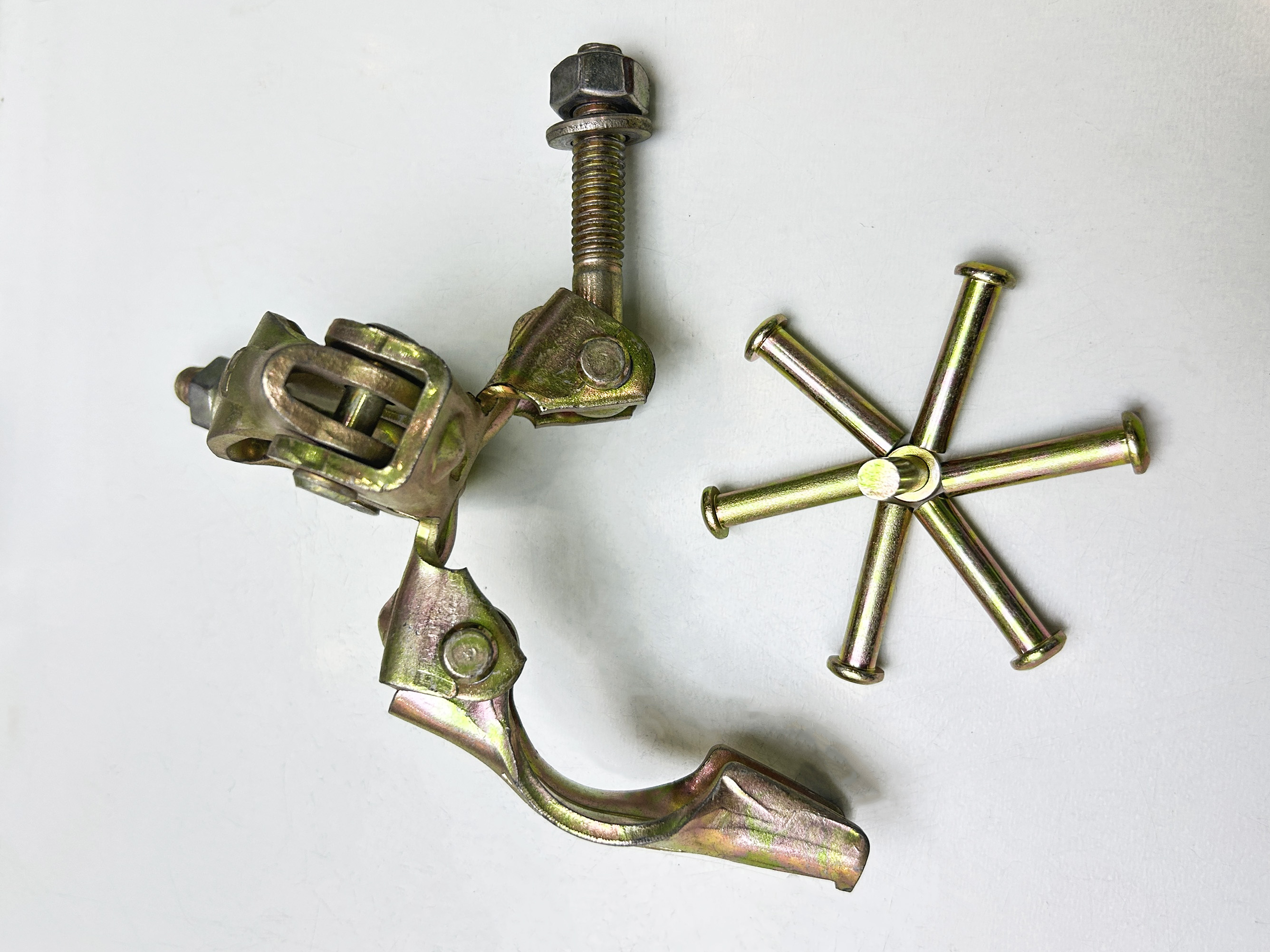 Coupleur double embouti 