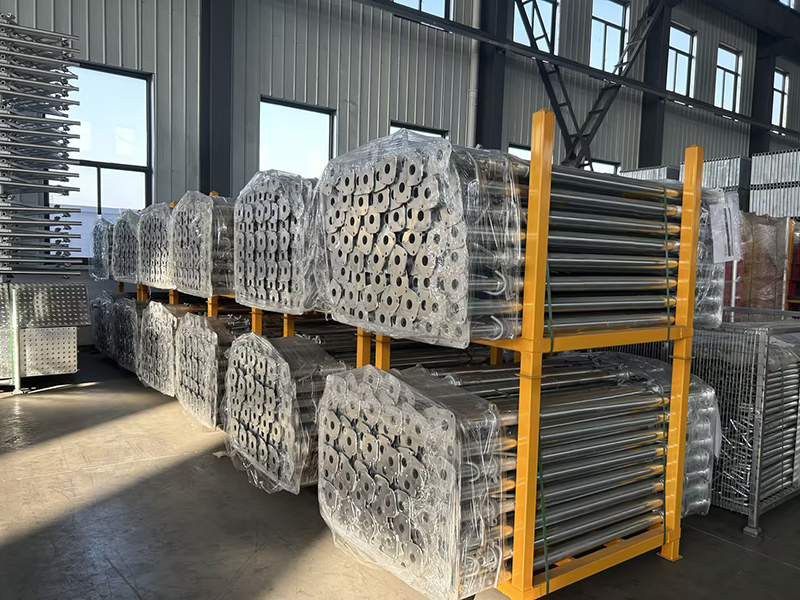 &eacute;tais en acier 