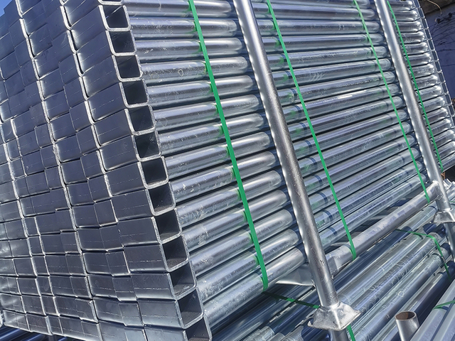 TRANSOM GALVANIS&Eacute; DE COUPLOC