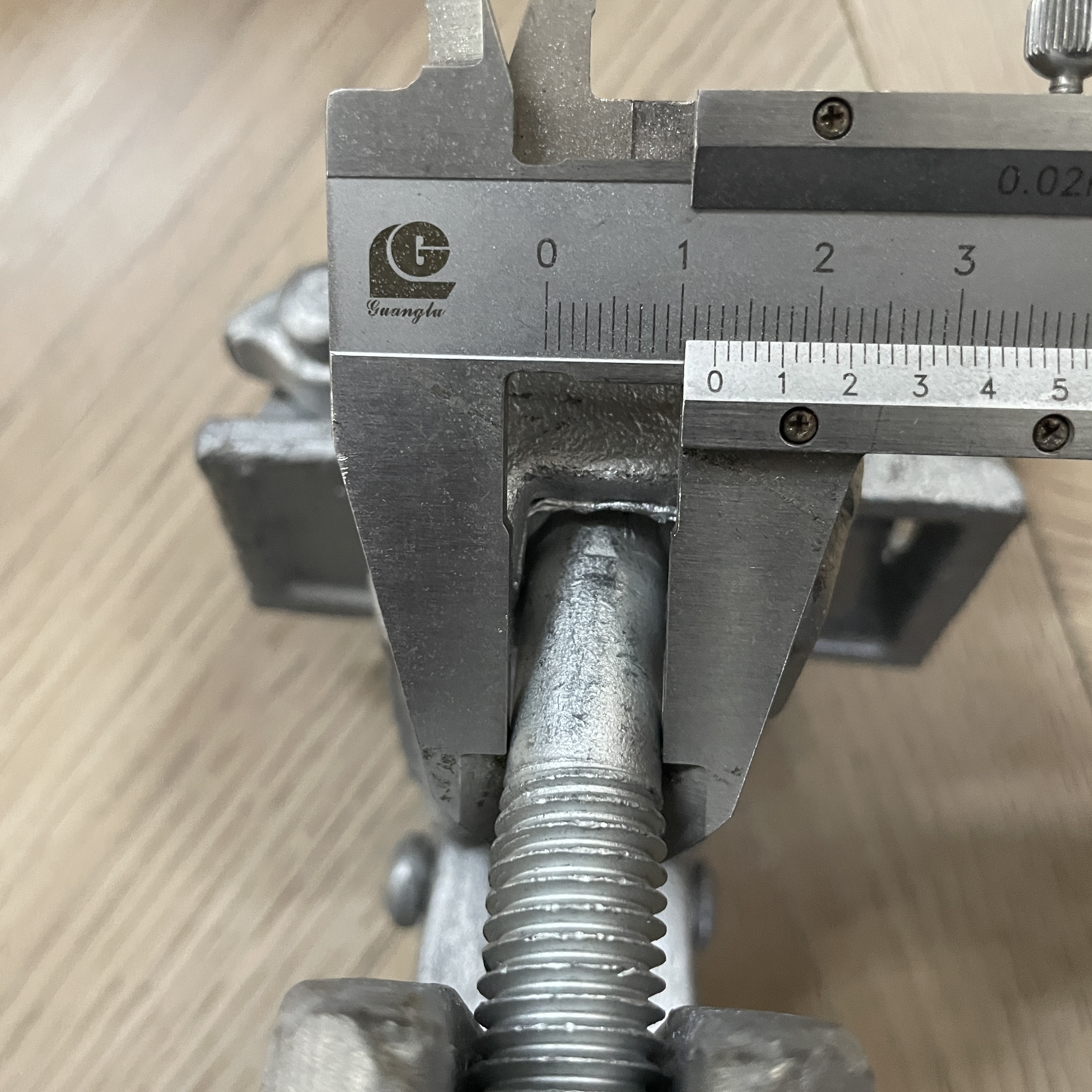 d'&eacute;chafaudage de forme sp&eacute;ciale Pince 