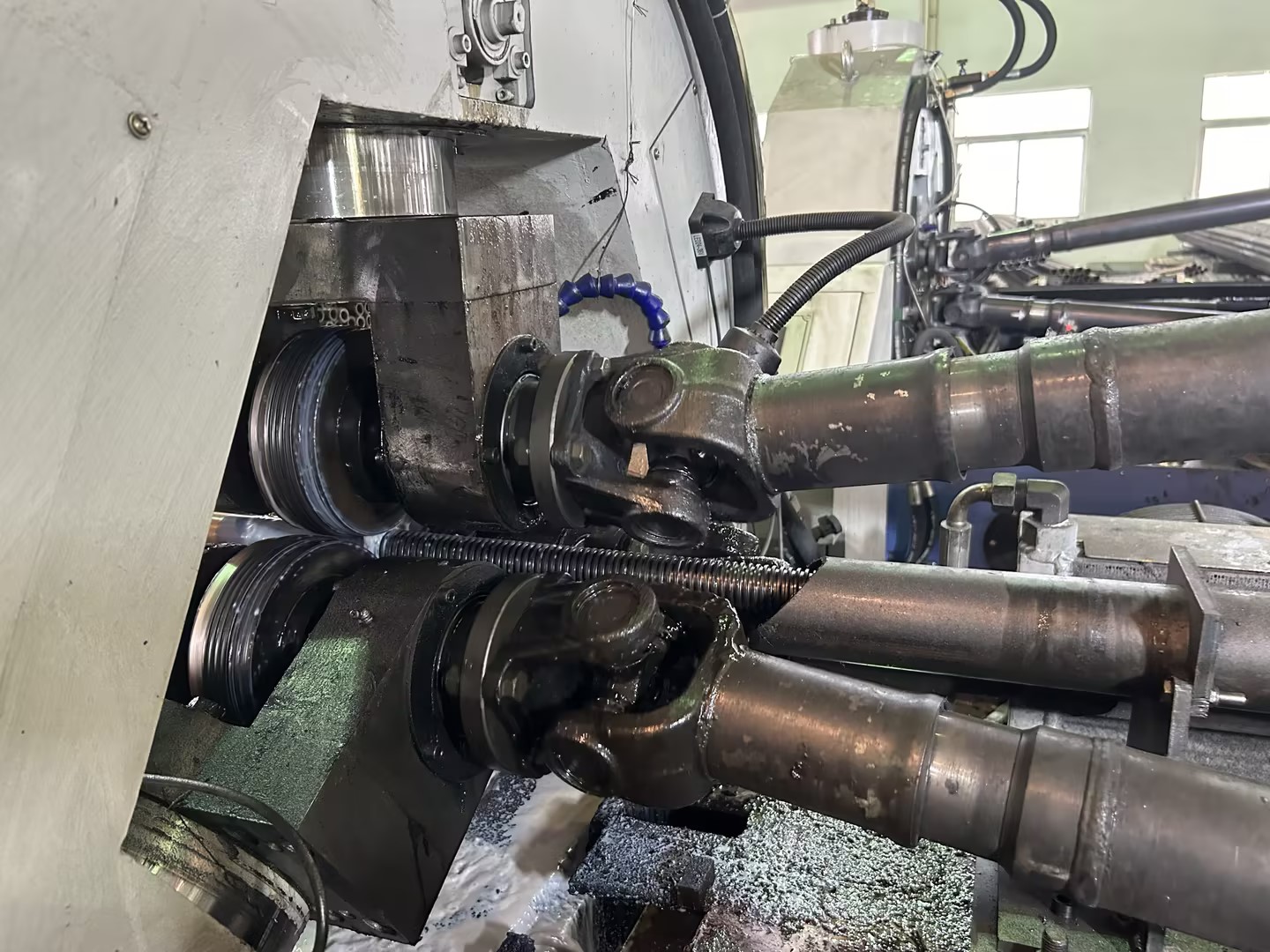 Laminage de filetage de tuyaux en acier 