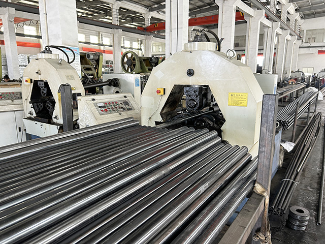 Machine à rouler