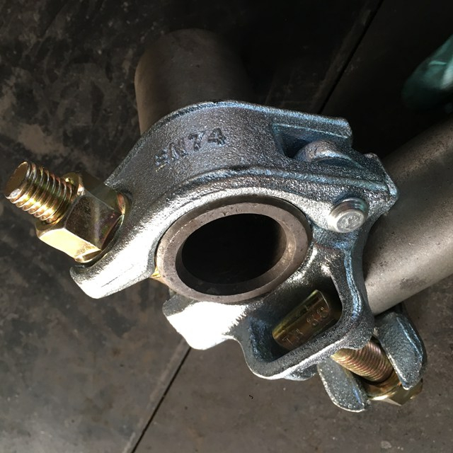 Échafaudage galvanisé goutte à double coupleur allemand forgé