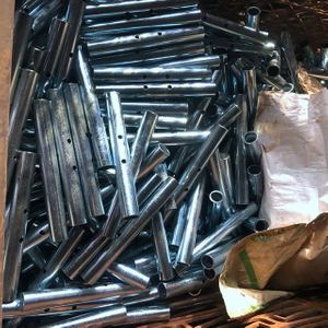 Accessoires d'échafaudage Cadre intérieur Spigot Connecteur de broches de joint de couplage galvanisé