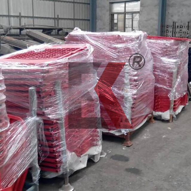 trappe d'&eacute;chafaudage