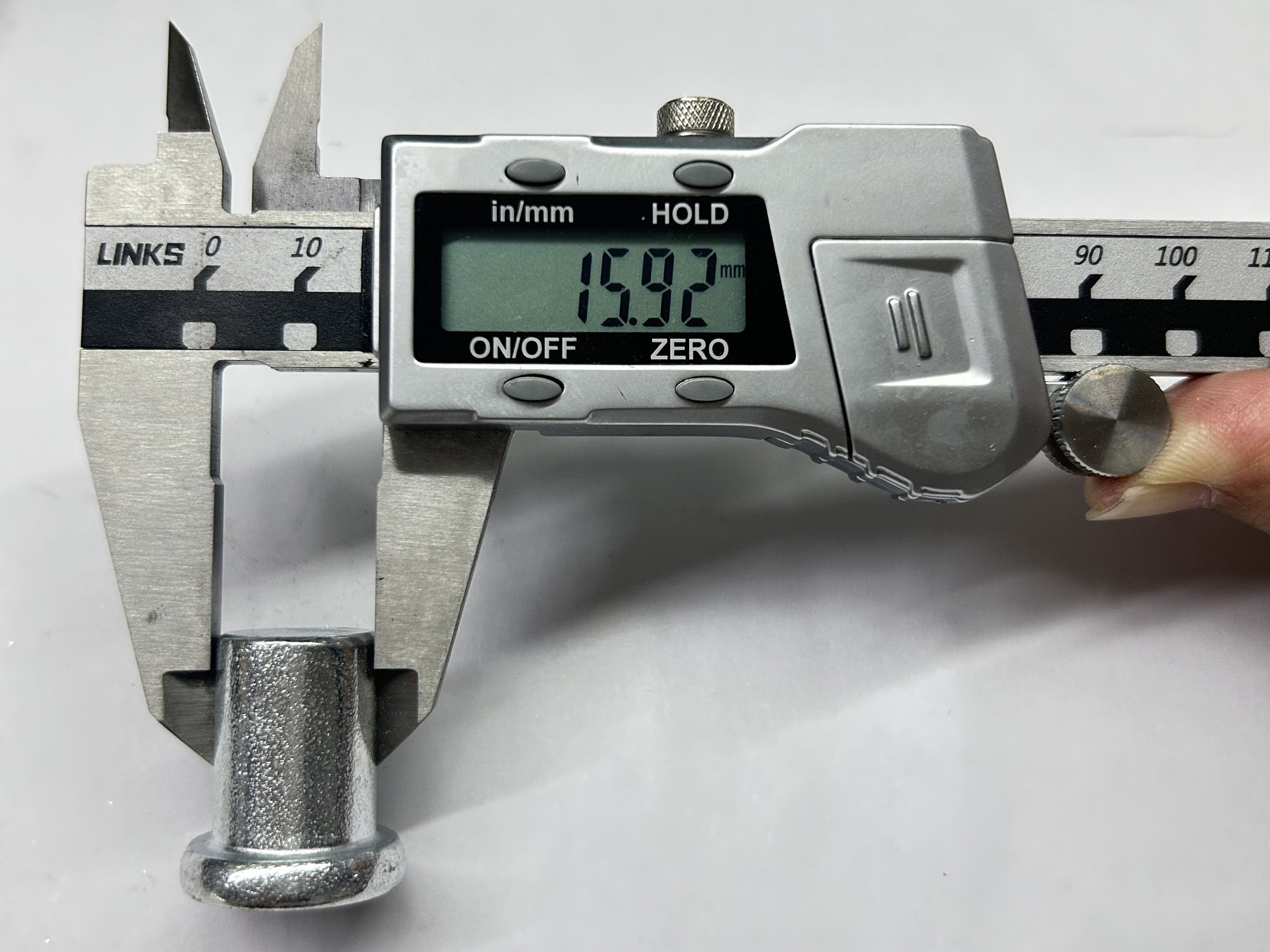 Coupleur d'&eacute;chafaudage Taille de rivet