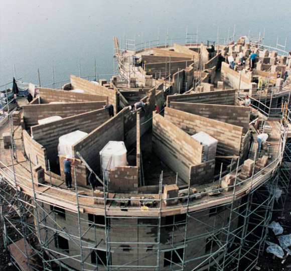 Cuplock pour les structueurs incurvés