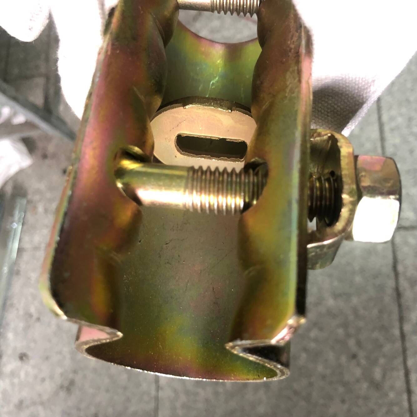 Coupleur &agrave; manches press&eacute;es