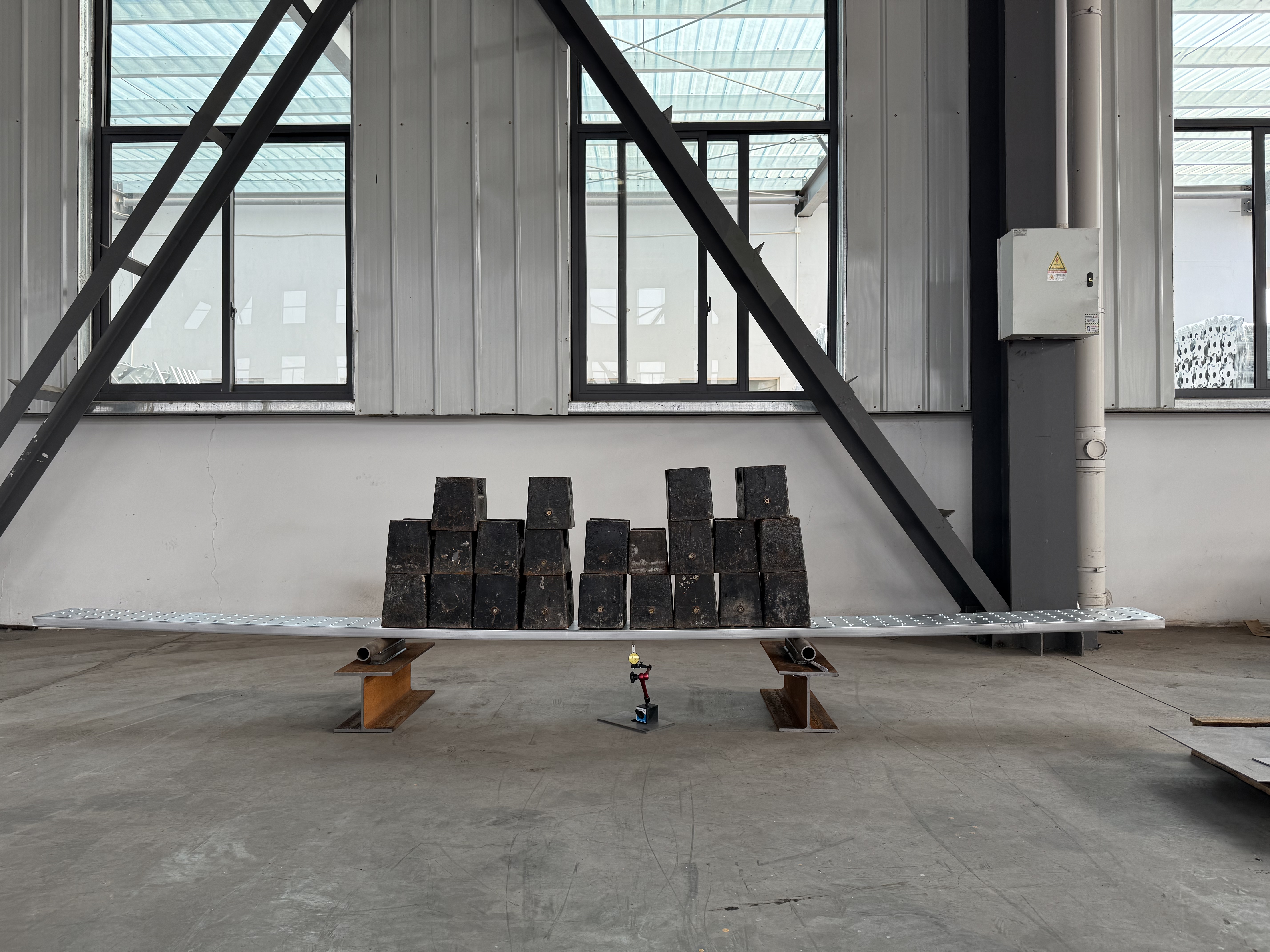 planche en acier fermé