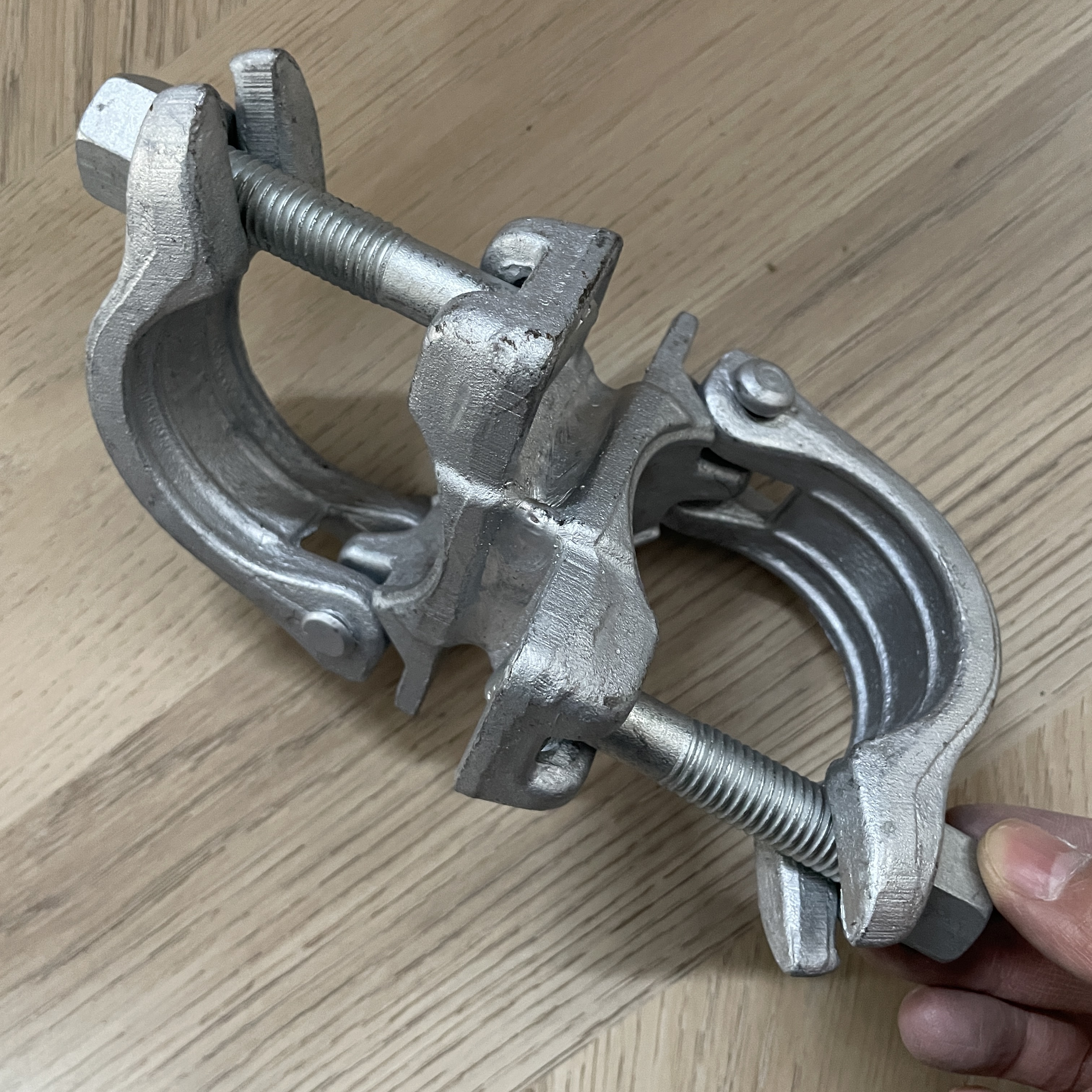 Pince d'échafaudage de forme spéciale à double coupleur 60 X 60