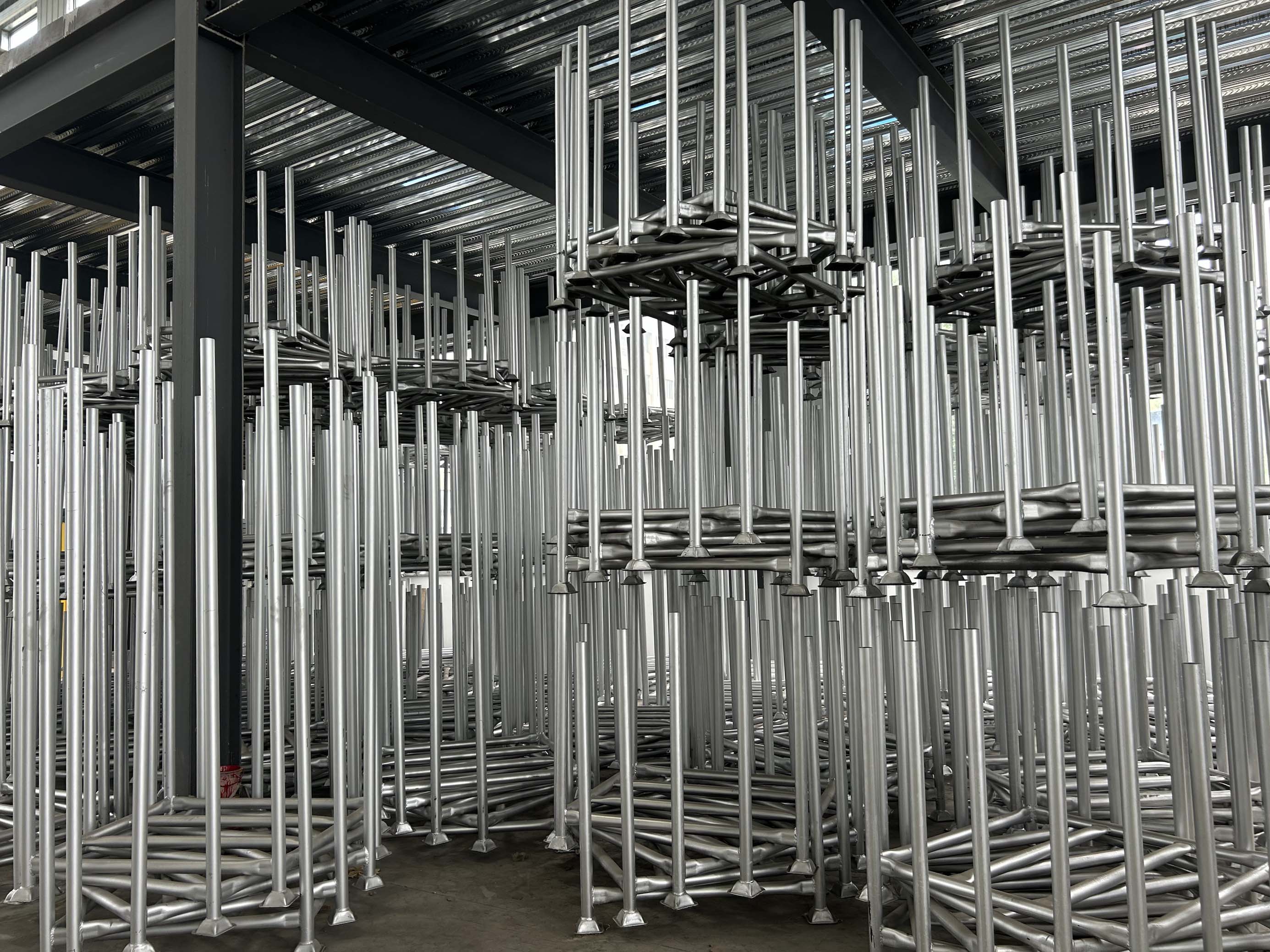 Palette en acier galvanis&eacute;e peinte 02 