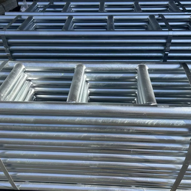 Faisceau d'&eacute;chelle en acier