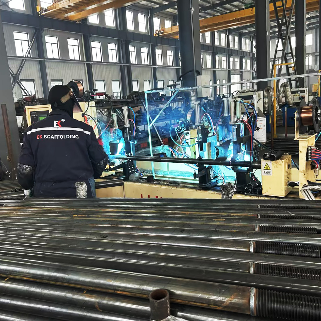 Accessoires en acier