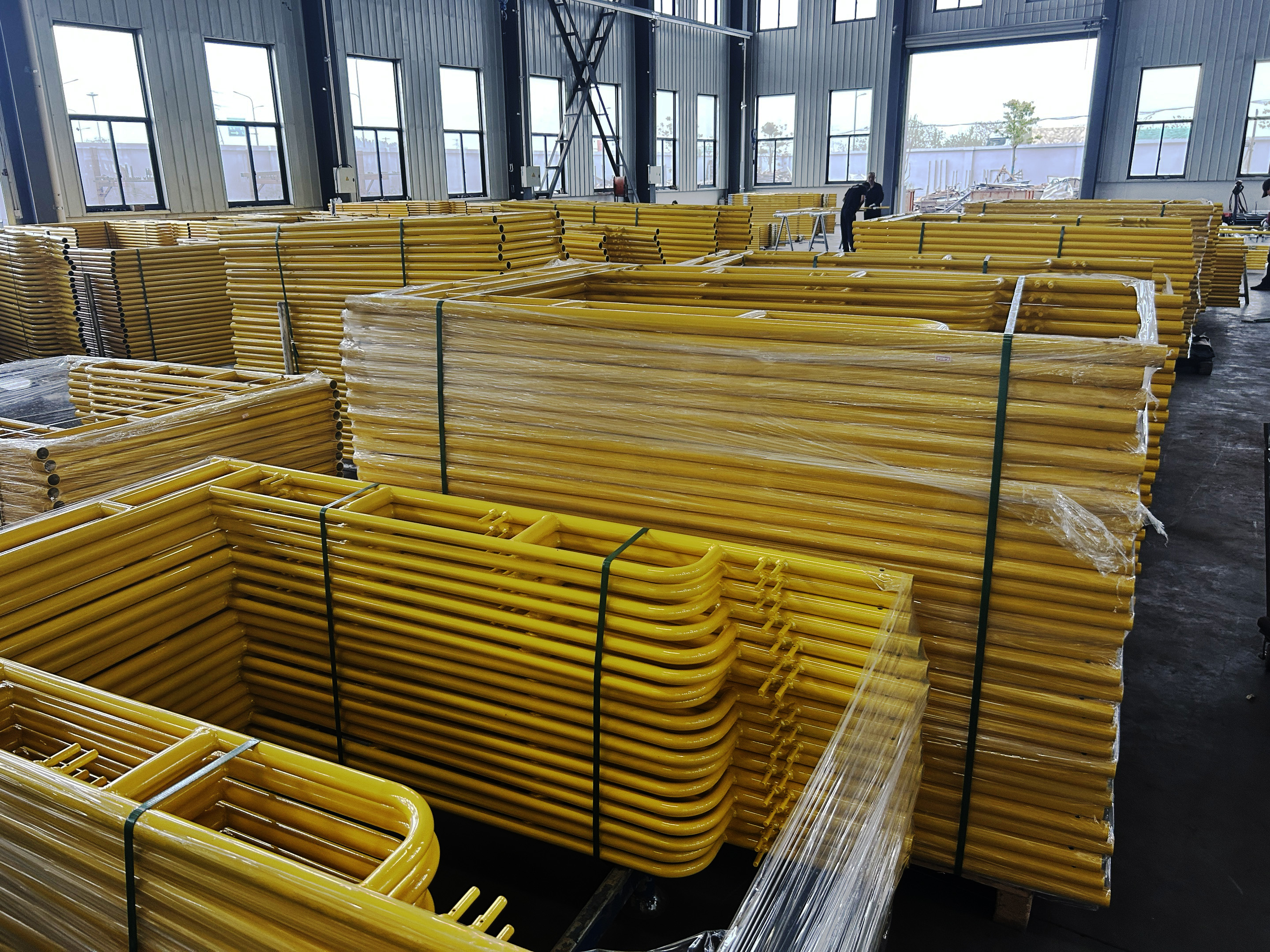 Cadre par marche en poudre