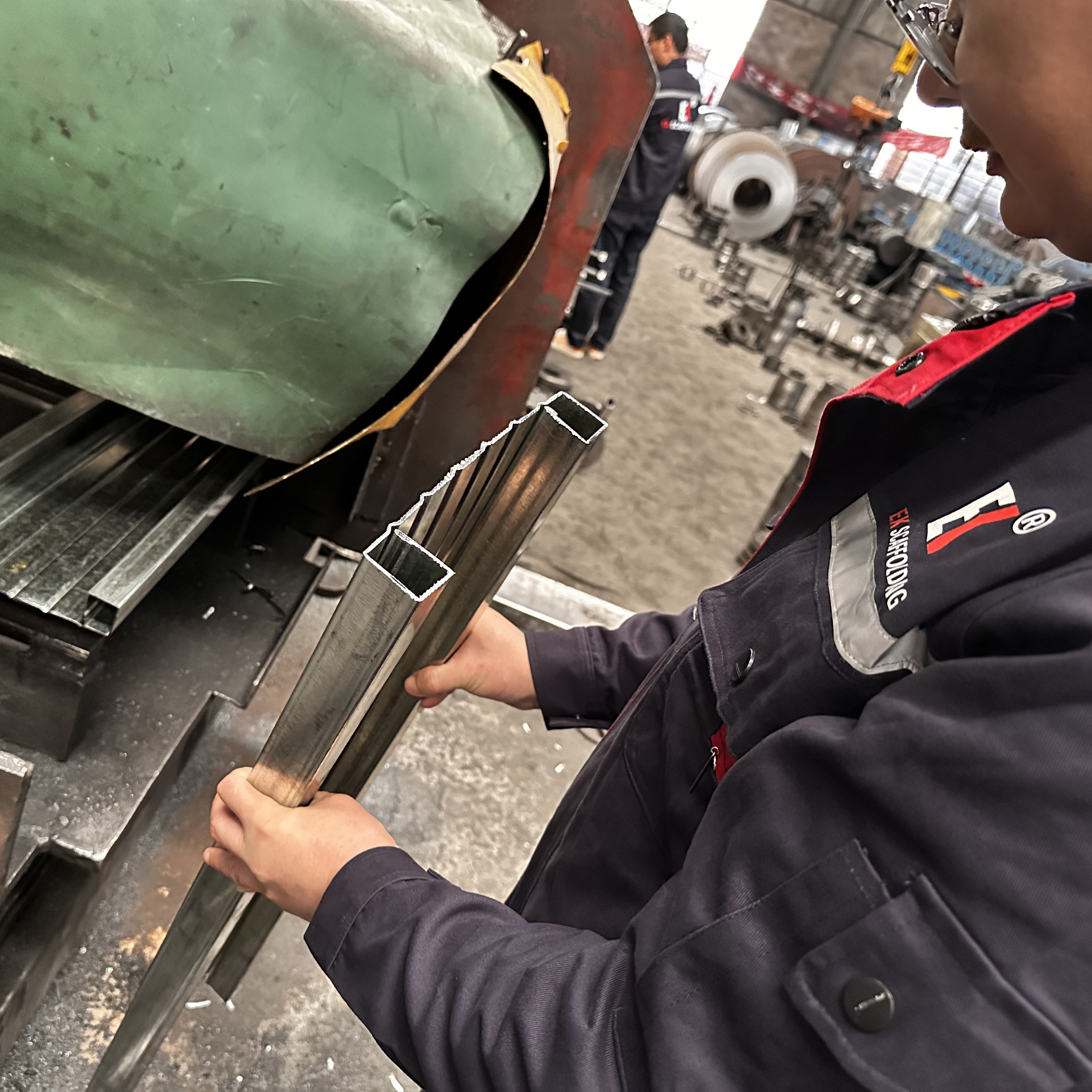 planche en acier ferm&eacute;