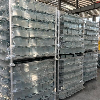 Cric &agrave; t&ecirc;te en U r&eacute;glable pour &eacute;chafaudage