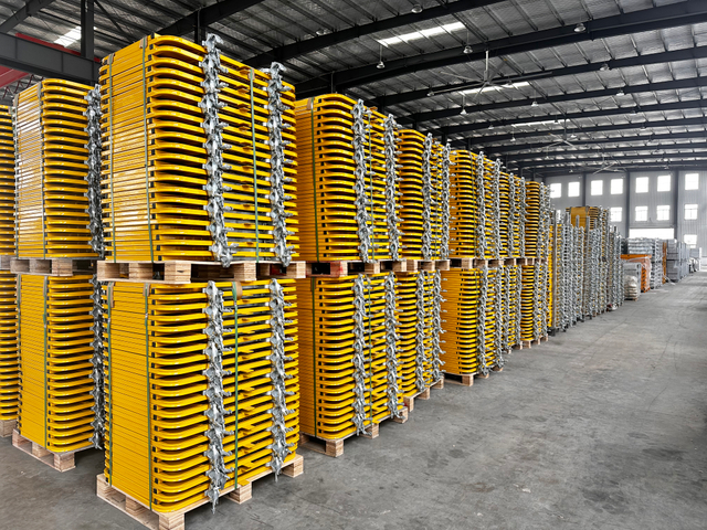 Porte d'&eacute;chafaudage