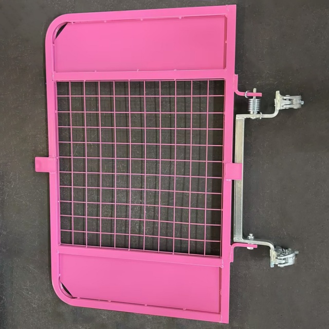 Porte d'&eacute;chafaudage rose 